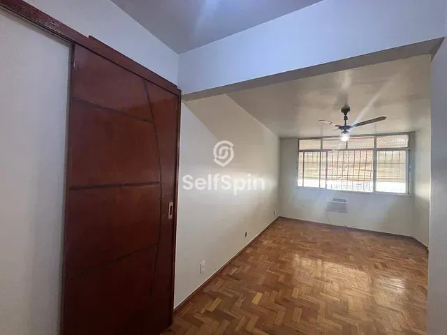 Apartamento 2 quartos e 1 banheiro, para alugar, no bairro Icaraí em Niterói