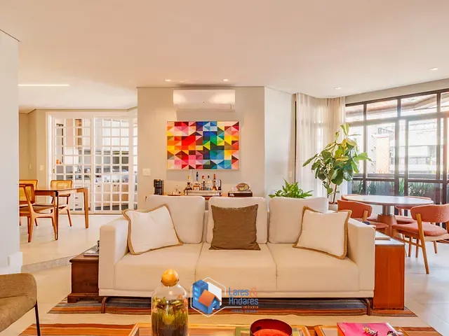 Apartamento com 289m² 3 quartos e 4 banheiros, à venda, no bairro Real Parque em São Paulo