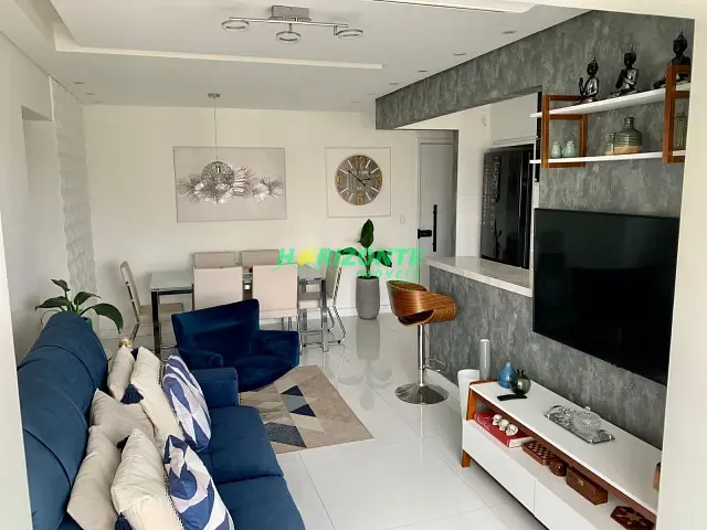 Apartamento com 65m² 2 quartos e 1 banheiro, à venda ou para alugar, no bairro Palmeiras de São José em São José dos Campos