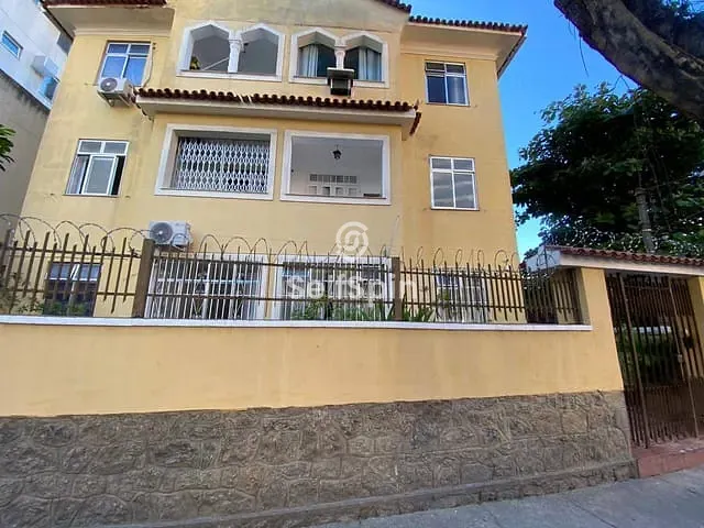 Apartamento 2 quartos e 2 banheiros, para alugar, no bairro Icaraí em Niterói