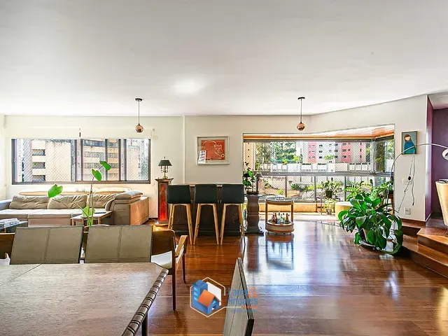 Apartamento com 238m² 4 quartos e 5 banheiros, à venda, no bairro Morumbi em São Paulo