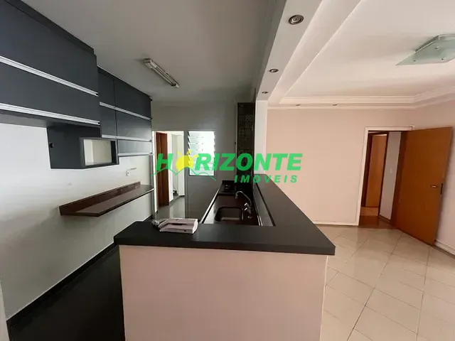 Apartamento com 108m² 3 quartos e 1 banheiro, à venda ou para alugar, no bairro Parque Residencial Aquarius em São José dos Campos