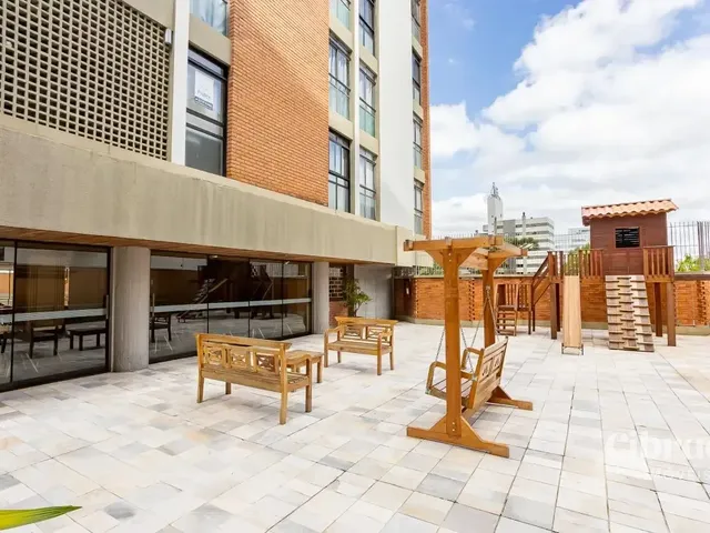 Apartamento 2 quartos e 1 banheiro, à venda, no bairro Batel em Curitiba