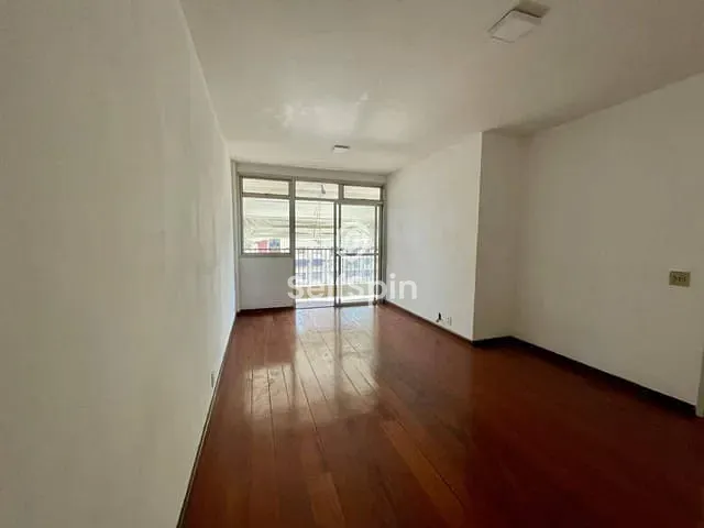 Apartamento 2 quartos e 3 banheiros, para alugar, no bairro Icaraí em Niterói