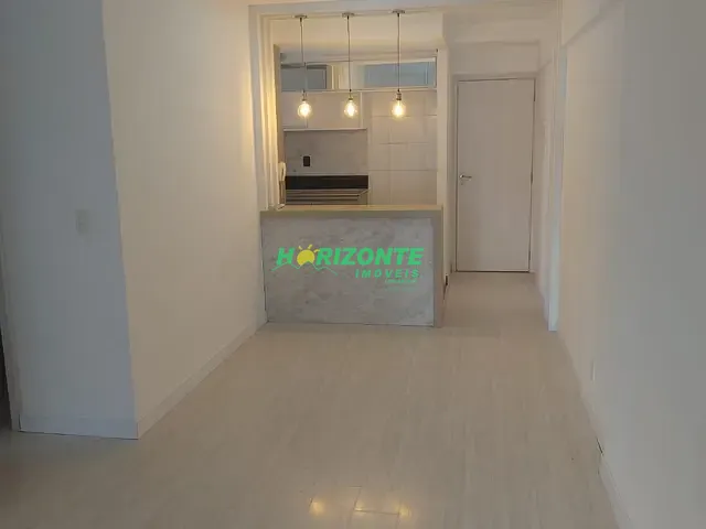 Apartamento 3 quartos e 2 banheiros, para alugar, no bairro Parque Residencial Aquarius em São José dos Campos