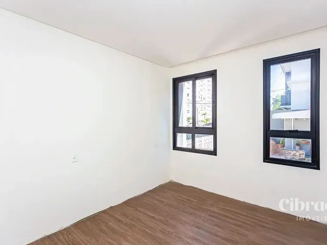 Apartamento 2 quartos e 2 banheiros, à venda, no bairro Não informado em Curitiba