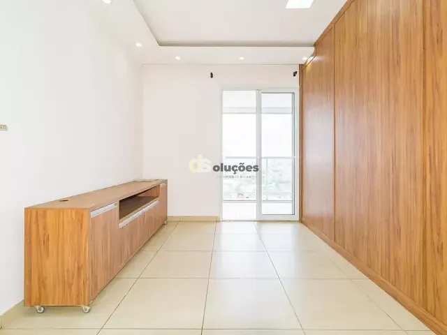 Apartamento 3 quartos e 2 banheiros, à venda, no bairro Pari em São Paulo
