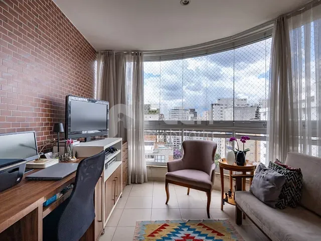 Apartamento 3 quartos e 3 banheiros, à venda, no bairro Itaim Bibi em São Paulo