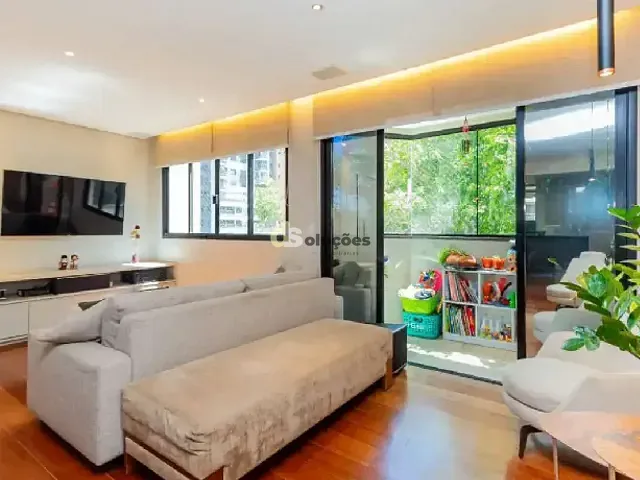 Apartamento 3 quartos e 2 banheiros, à venda, no bairro Moema em São Paulo