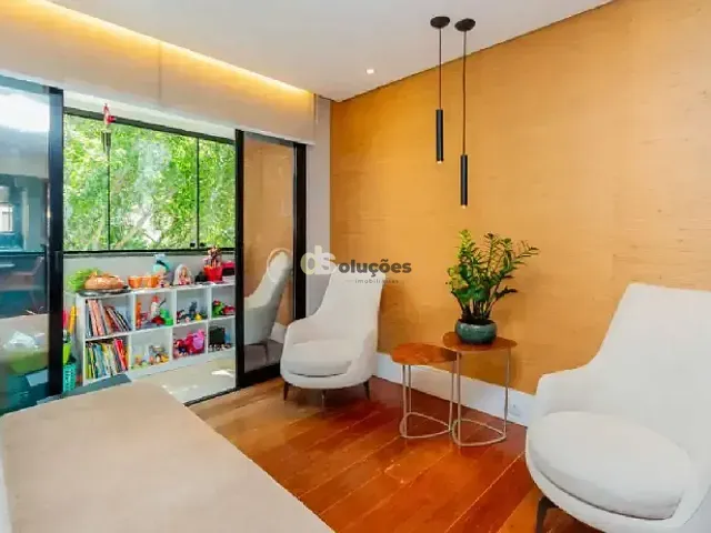 Apartamento 3 quartos e 2 banheiros, à venda, no bairro Moema em São Paulo