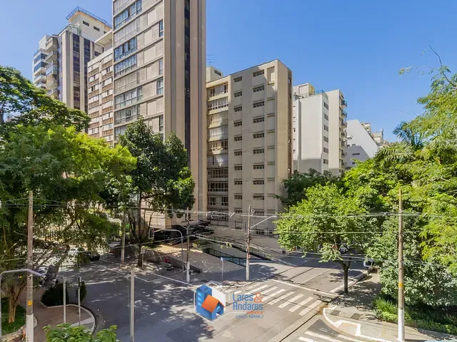 Apartamento com 240m² 3 quartos e 4 banheiros, à venda, no bairro Higienópolis em São Paulo