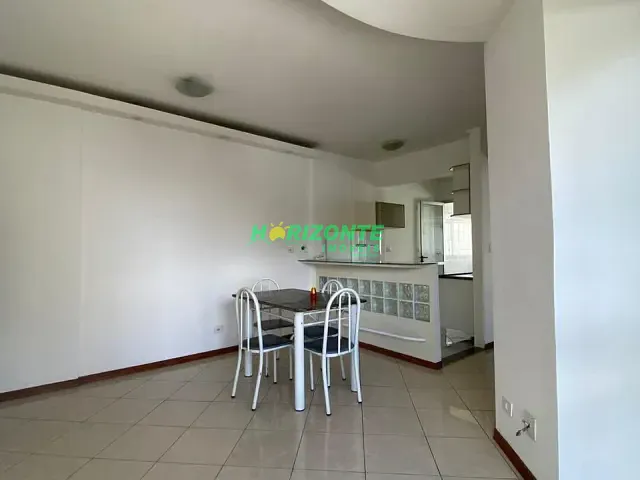 Apartamento 2 quartos e 1 banheiro, à venda, no bairro Parque Residencial Aquarius em São José dos Campos