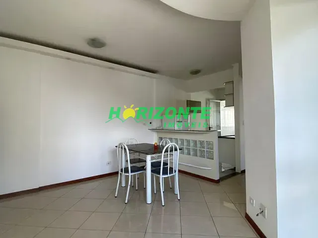 Apartamento 2 quartos e 1 banheiro, à venda, no bairro Parque Residencial Aquarius em São José dos Campos