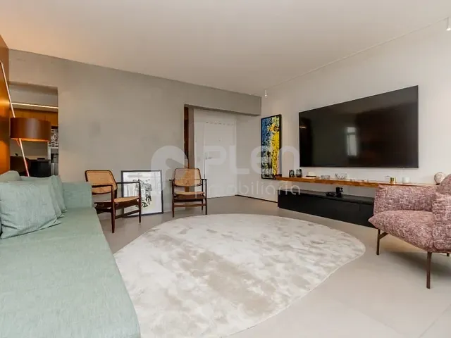 Apartamento 1 quarto e 2 banheiros, à venda, no bairro Itaim Bibi em São Paulo