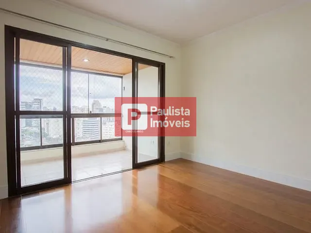 Apartamento com 181m² 3 quartos e 2 banheiros, à venda, no bairro Vila Nova Conceição em São Paulo