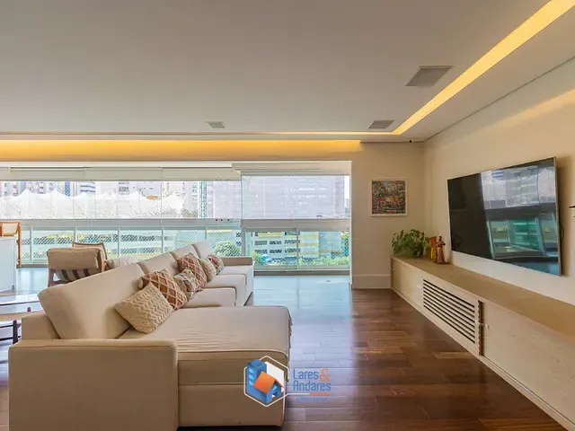 Apartamento com 239m² 4 quartos e 6 banheiros, à venda, no bairro Cidade Monções em São Paulo