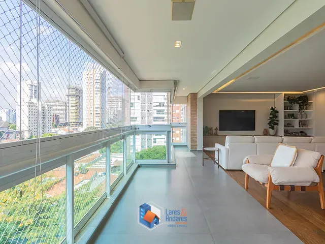 Apartamento com 239m² 4 quartos e 6 banheiros, à venda, no bairro Cidade Monções em São Paulo