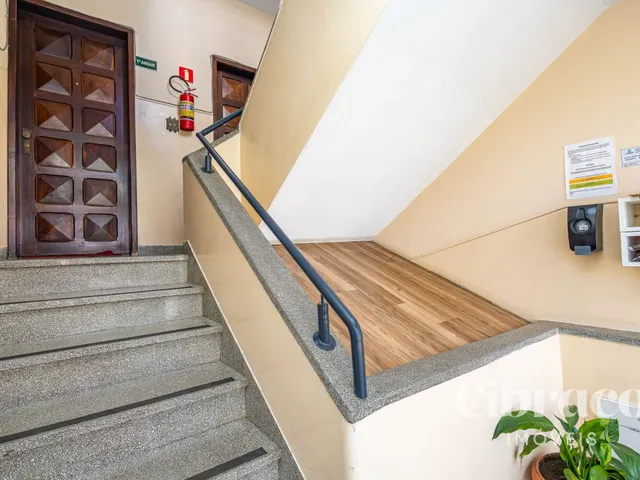 Apartamento 3 quartos e 1 banheiro, à venda, no bairro Seminário em Curitiba