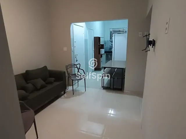 Apartamento 5 quartos e 3 banheiros, para alugar, no bairro Centro em Niterói