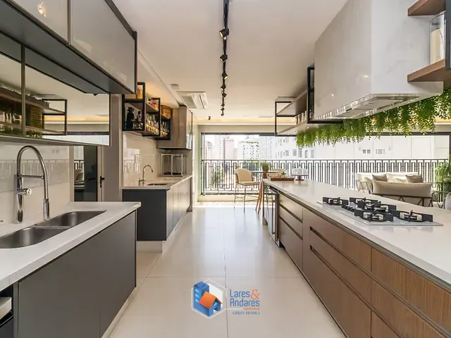 Apartamento com 206m² 3 quartos e 5 banheiros, à venda, no bairro Vila Mariana em São Paulo