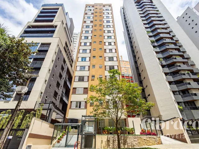 Apartamento 3 quartos e 3 banheiros, à venda, no bairro Água Verde em Curitiba