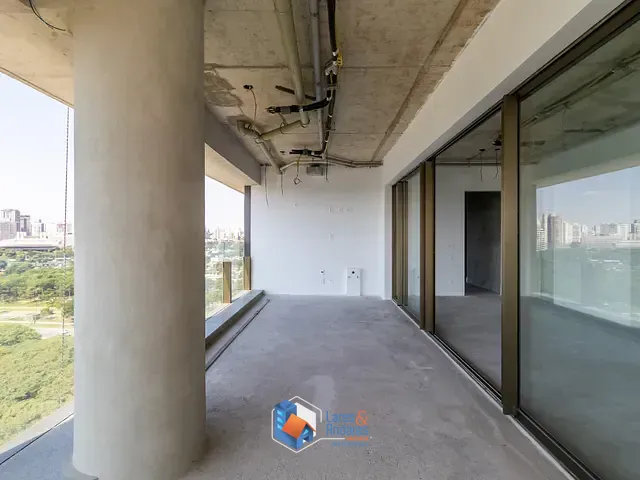 Apartamento com 298m² 4 quartos e 6 banheiros, à venda, no bairro Moema em São Paulo