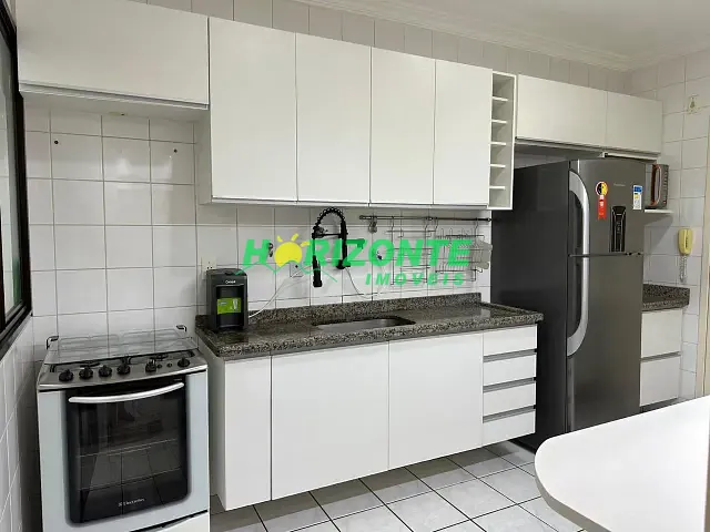 Apartamento 3 quartos e 1 banheiro, para alugar, no bairro Jardim Oriente em São José dos Campos