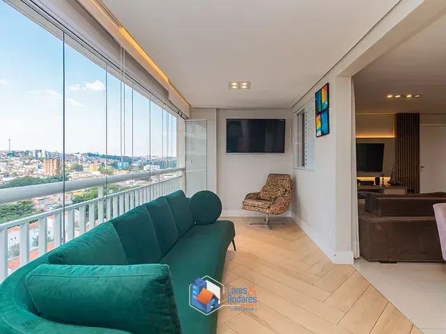 Apartamento com 227m² 3 quartos e 4 banheiros, à venda, no bairro Jardim Consórcio em São Paulo