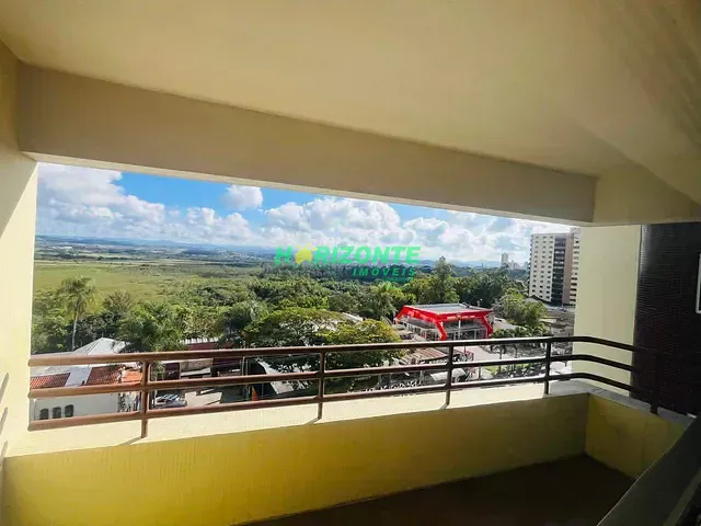 Apartamento 4 quartos e 3 banheiros, para alugar, no bairro Centro em São José dos Campos