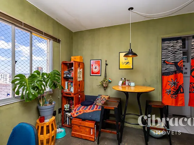 Apartamento à venda, no bairro Centro em Curitiba