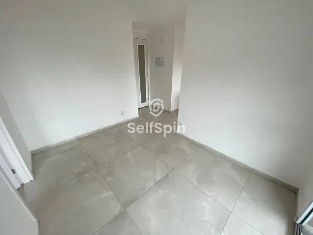 Apartamento 1 quarto e 1 banheiro, para alugar, no bairro Santa Rosa em Niterói