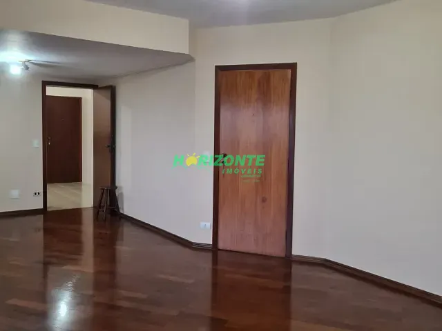 Apartamento 3 quartos e 3 banheiros, para alugar, no bairro Centro em São José dos Campos
