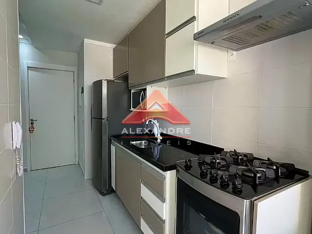 Apartamento com 60m² 2 quartos e 2 banheiros, à venda, no bairro Martim de Sá em Caraguatatuba