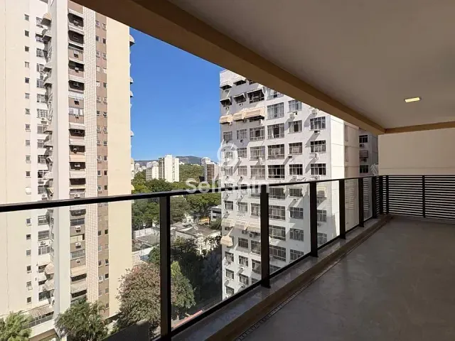Apartamento 3 quartos e 4 banheiros, para alugar, no bairro Icaraí em Niterói