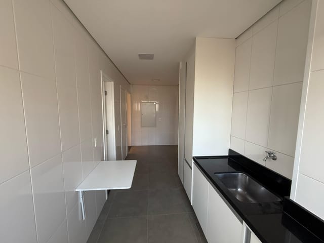 Apartamento 3 quartos e 5 banheiros, à venda, no bairro Jardim Paulista em São Paulo