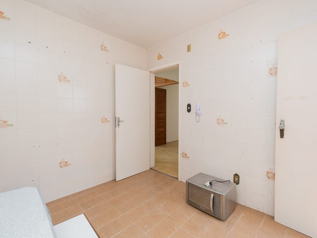 Apartamento com 220m² 3 quartos e 3 banheiros, para alugar, no bairro Centro em Pelotas