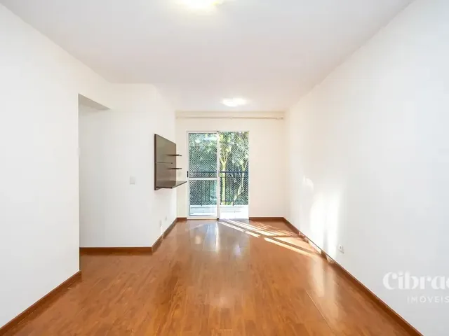 Apartamento 3 quartos e 2 banheiros, à venda, no bairro Santa Cândida em Curitiba