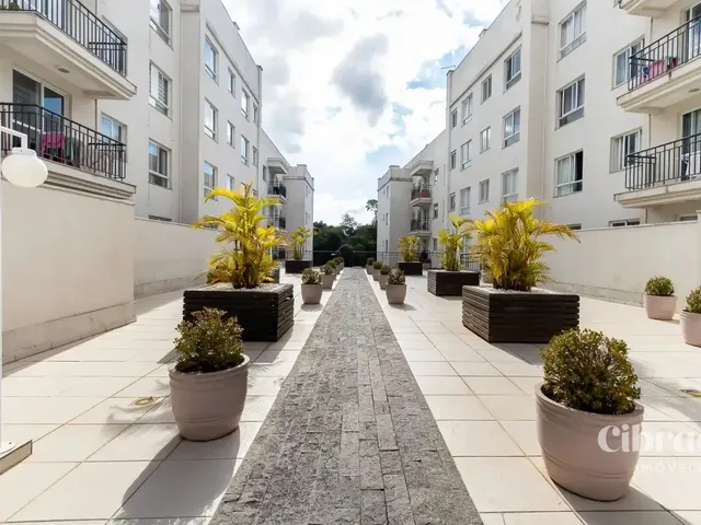 Apartamento 3 quartos e 2 banheiros, à venda, no bairro Santa Cândida em Curitiba