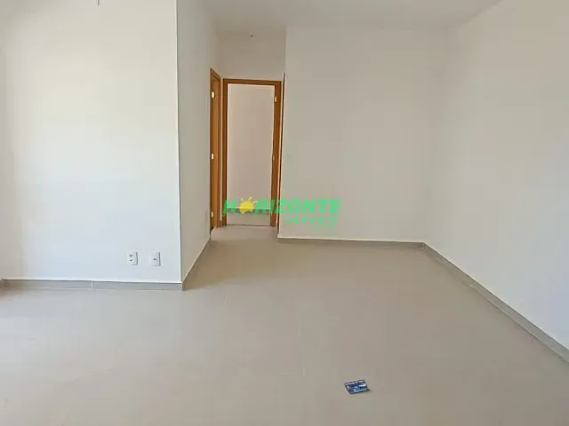 Apartamento 2 quartos e 2 banheiros, à venda, no bairro Parque Industrial em São José dos Campos