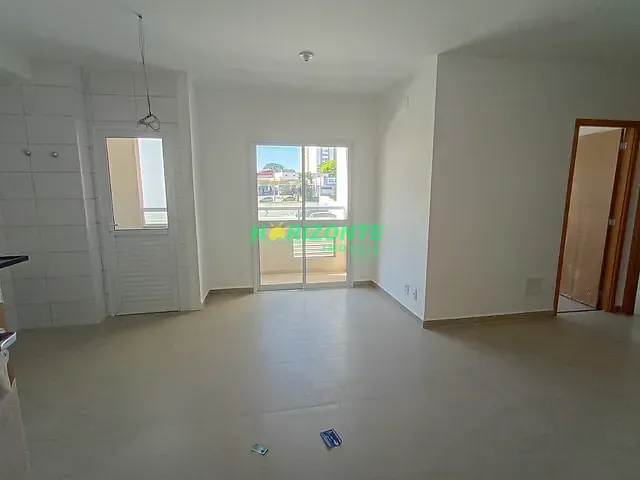 Apartamento 2 quartos e 2 banheiros, à venda, no bairro Parque Industrial em São José dos Campos