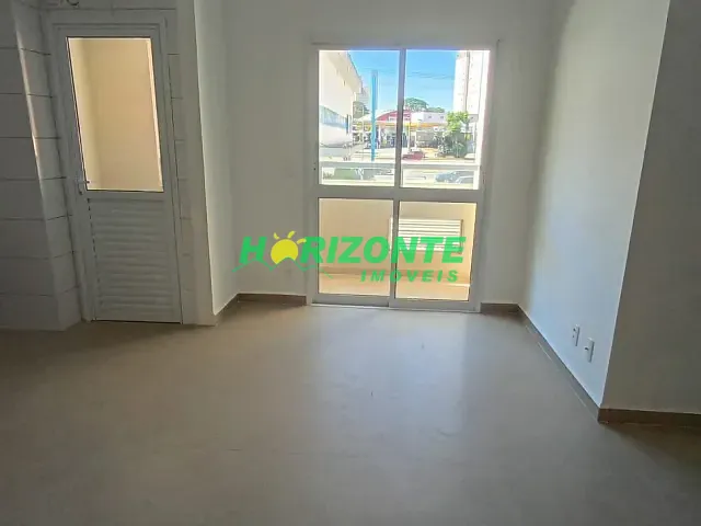 Apartamento 2 quartos e 2 banheiros, à venda, no bairro Parque Industrial em São José dos Campos