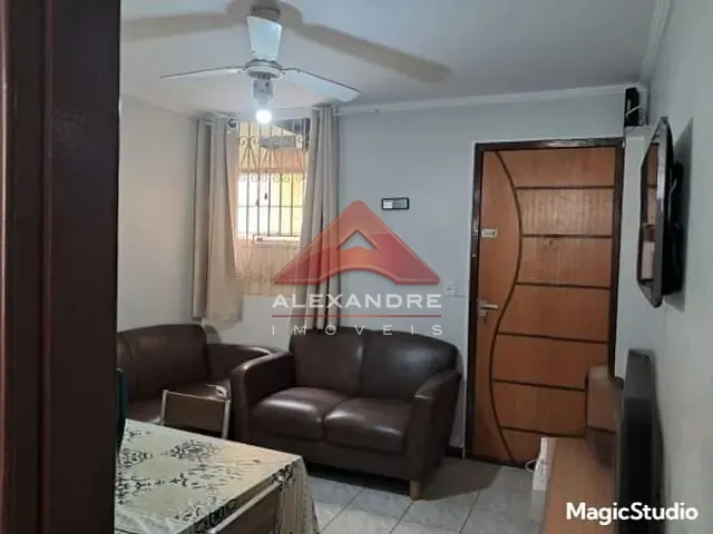 Apartamento com 42m² 2 quartos e 1 banheiro, à venda, no bairro Vila Industrial em São José dos Campos