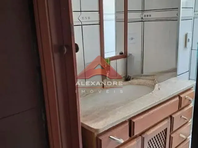 Apartamento com 42m² 2 quartos e 1 banheiro, à venda, no bairro Vila Industrial em São José dos Campos
