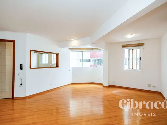Apartamento 2 quartos e 1 banheiro, à venda, no bairro Portão em Curitiba