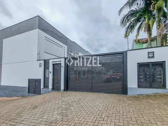 Casa 2 quartos e 3 banheiros, à venda, no bairro Industrial em Novo Hamburgo