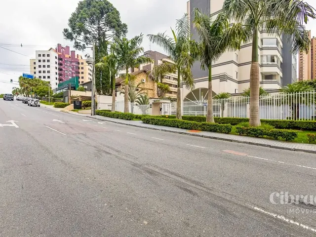 Apartamento 2 quartos e 2 banheiros, à venda, no bairro Bigorrilho em Curitiba