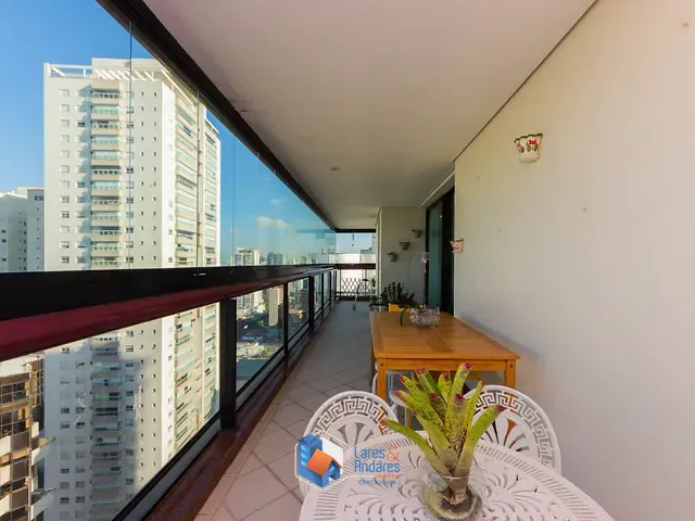 Apartamento com 242m² 4 quartos e 5 banheiros, à venda, no bairro Campo Belo em São Paulo
