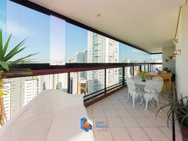 Apartamento com 242m² 4 quartos e 5 banheiros, à venda, no bairro Campo Belo em São Paulo