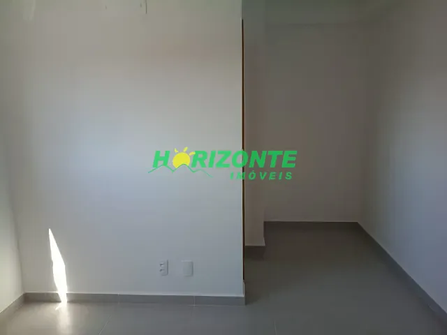 Apartamento 2 quartos e 2 banheiros, à venda, no bairro Parque Industrial em São José dos Campos
