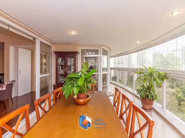 Apartamento com 244m² 4 quartos e 6 banheiros, à venda, no bairro Vila Suzana em São Paulo